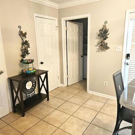 Urban Oasis Retreat In The Southwest! Villa Huntsville Luaran gambar